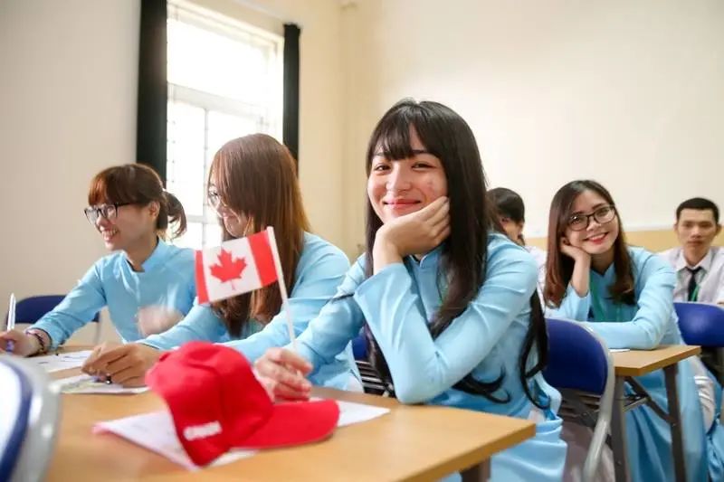 留学生猛增20%！安省今年5大热门大学+专业曝光！